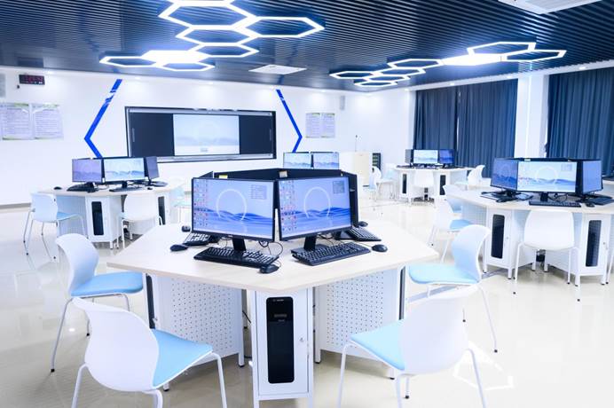 智能机器人实训室