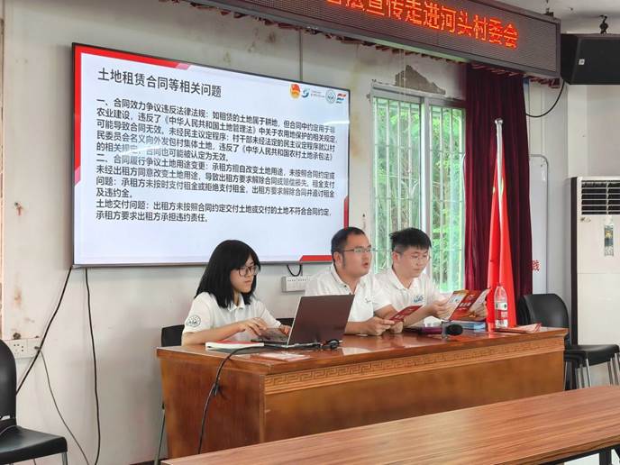 8c51b2010716dc4f14a84ad37f2c3b3